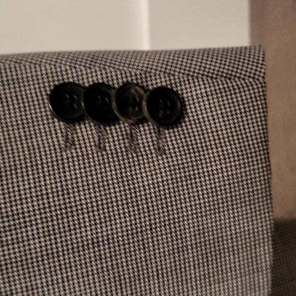 Theory suit - Picture 5 of 6